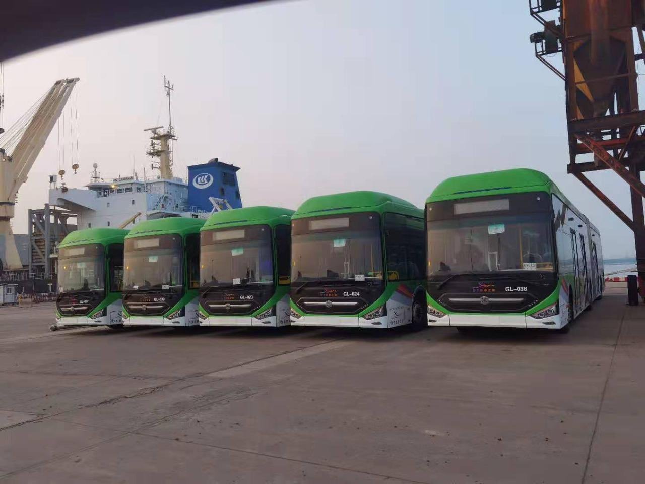 (Green Line Metrobus Karachi)