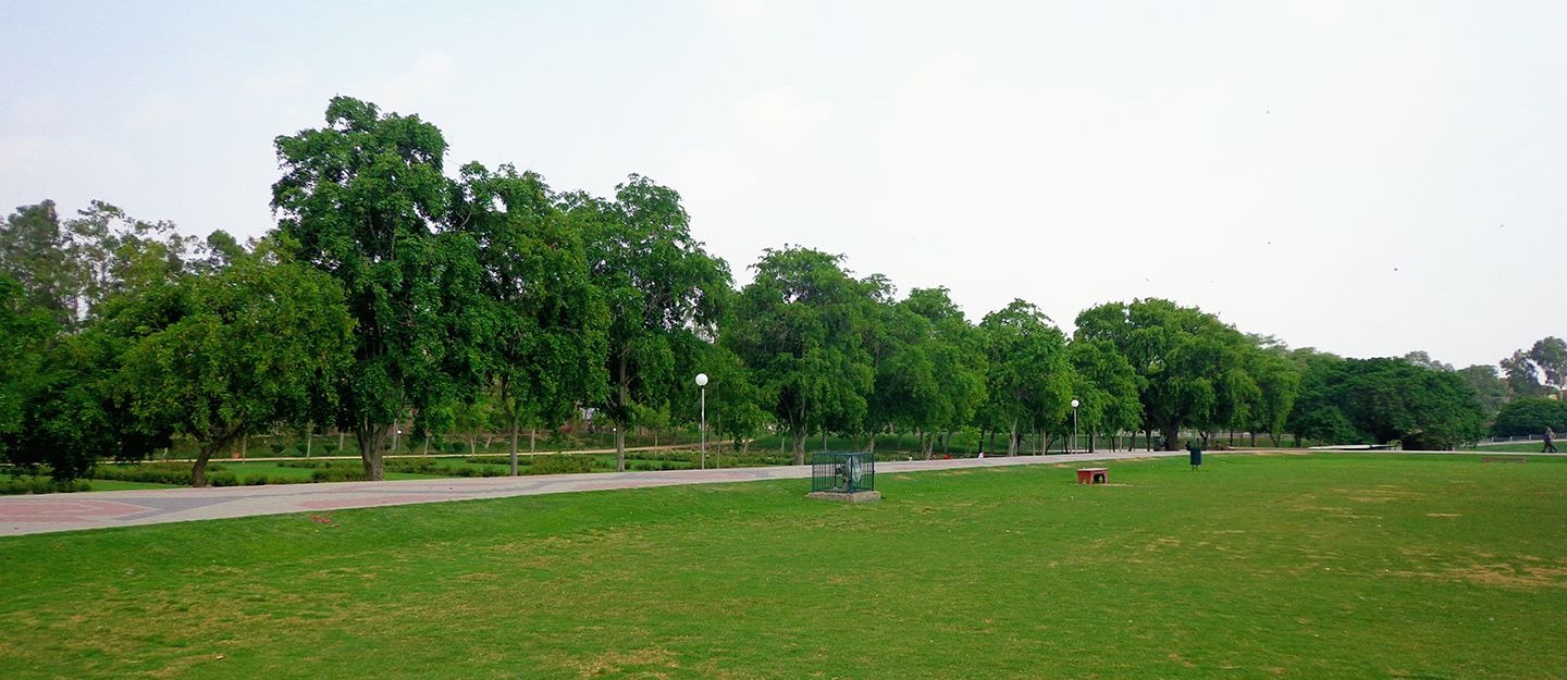 (Gulshan-e-Iqbal Park)
